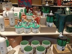 零售区-星巴克臻选(成都太古里店)