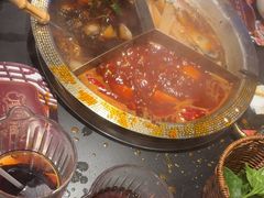 -廖掌柜·重庆鲜货火锅(上海首店)