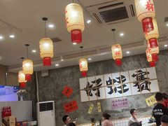 -佬缸炮江湖川菜(玉林店)