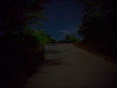 -鬼笑石后山停车场