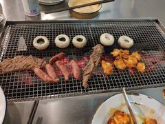 -马路牙子烧烤音乐酒馆(望京店)