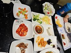 -青松馆韩国料理(香港中路佳世客店)