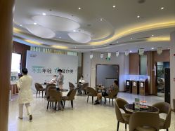 点击看大图 -新生植发·植养护一体