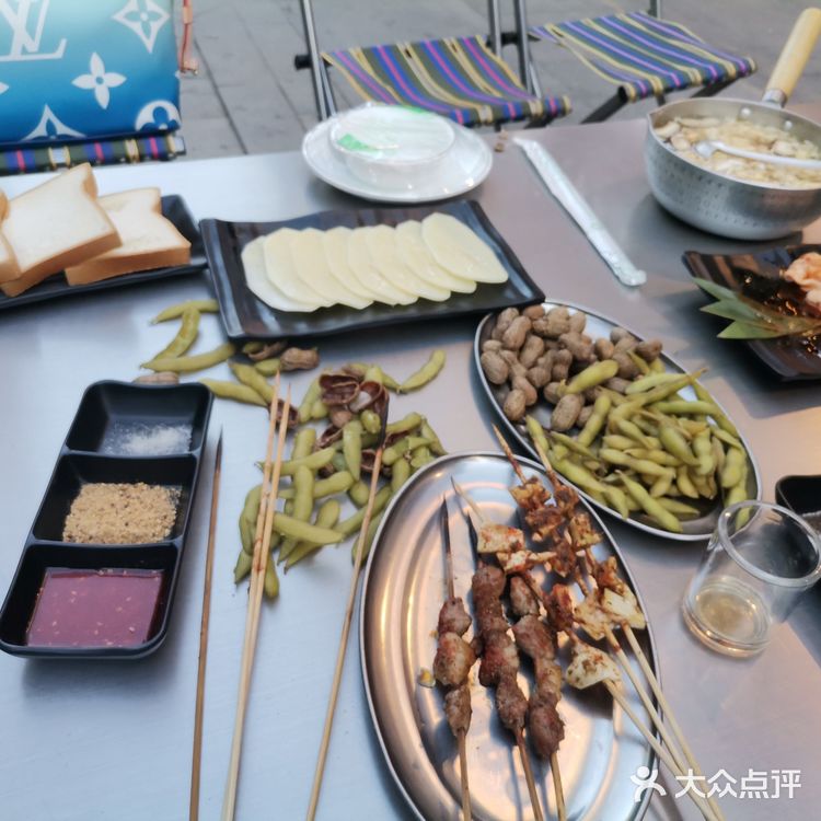 天津妹子天津胃，欢迎来到小马扎！