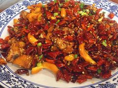 -黄桷树曹家私房菜(江与城店)