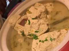 -魏铭鱼头捞饭(晋阳路店)