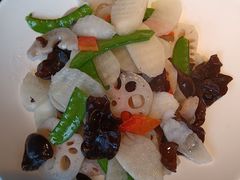 -荷塘秋月·本帮江浙菜(国权路店)