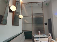 -必胜客(大坪英利店)
