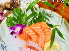 厚切三文鱼刺身-大吉鲜鱼料理自慢(维也纳大厦店)