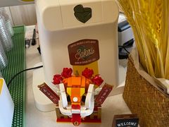 -SAFARI COFFEE