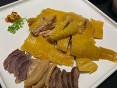 -铜锣湾·有麝自然香(渝北财富中心店)