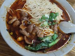 -丁丁猫重庆小面(徐州路店)