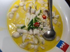 -蜜桃餐厅·伴山(湖滨商业街店)