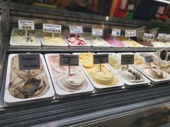 -Dooley's Premium Ice Cream
