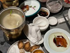 -半岛翡丽海鲜自助餐厅(观风亭店)
