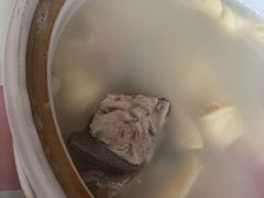 腌笃鲜汤-蘭心餐厅(进贤路店)