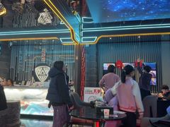 -屋有岛沉浸游戏旗舰店(中山公园店)