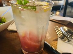 桃子西柚气泡水-UPPER KITCHEN(延安路店)
