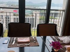 -杭州城中香格里拉大酒店
