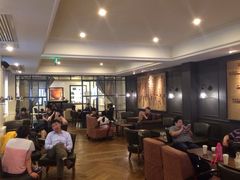 星巴克(沙面店)-星巴克臻选(广州沙面店)