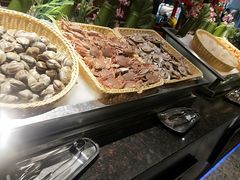 -钱小奴创意自助餐厅·山野黑猪肉畅吃(苏州昆山招商花园城店)