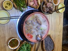 -阿婆情腊排骨火锅(金虹路店)