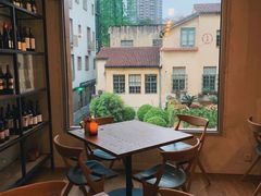 靠窗位-BOR Eatery(安福路店)