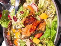煎挪威三文鱼芒果黑醋沙拉-幸邻食堂