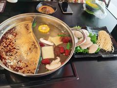 -呷哺呷哺(融创茂店)