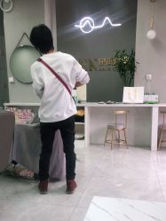 -伊本造型·烫发染发假发补发