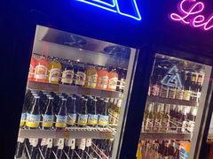 -UP嘻哈酒吧(粉巢店)