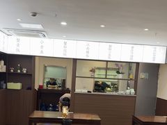 -蟹上黄·蟹黄面·江南糖水(人民广场店)