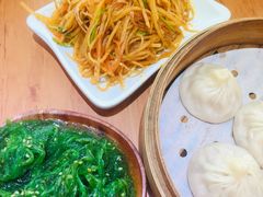-百年龙袍蟹黄汤包(融创茂店)