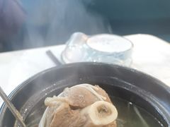-老火大骨头汤馆