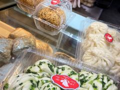 -白玉兰食品甜凤店(合生汇店)