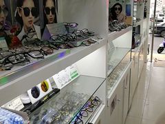-利客来眼镜店(崂山百货店)