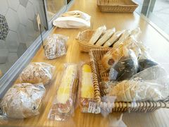 -研麦家面包(亚泰华府店)