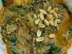 -二钢串叔麻辣烫(华龙大厦店)