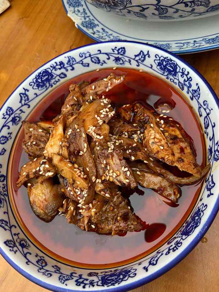 陈蹄花(丰都店)-"[薄荷]环境:干净卫生 店铺比较大 空间.