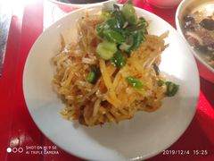 -蓝田九大碗民俗食府(蓝田店)