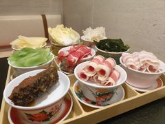 -绣园苏式火锅·开创者·腌笃鲜(大洋百货店)