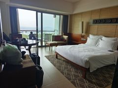 -三亚湾海居铂尔曼度假酒店