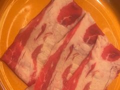 -牛YO寿喜烧·铁板烧和牛火锅自助(市府恒隆店)