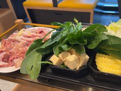 -一席地·本地鸡窝·杭帮鸡火锅(萧山银隆百货店)