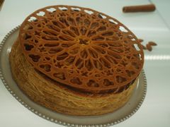 国王饼-潮一不贰·法式甜品·生日蛋糕·西式简餐(外滩店)