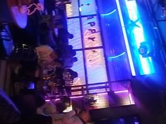 -UP嘻哈酒吧(粉巢店)