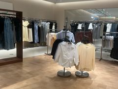 -URBAN REVIVO(荟聚中心店)