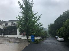 -杭州海华满陇度假酒店