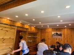 等位区-老东镇啤酒屋海鲜加工·蒸汽海鲜·海鲜烧烤(台东店)