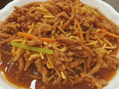 撒子牛肉丝-刘胖子家常菜·蹄花焖藕(中南店)